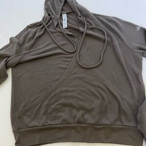 Alo Yoga Long Sleeve Cropped Sweater